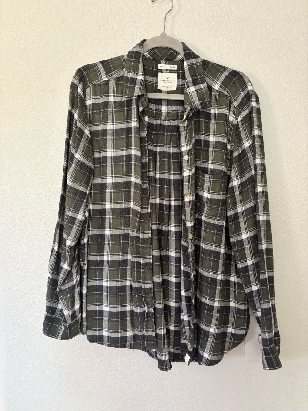 American Eagle Outfitters Green and White Plaid Button-Down Shirt